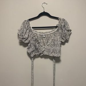 Black and white cheetah top